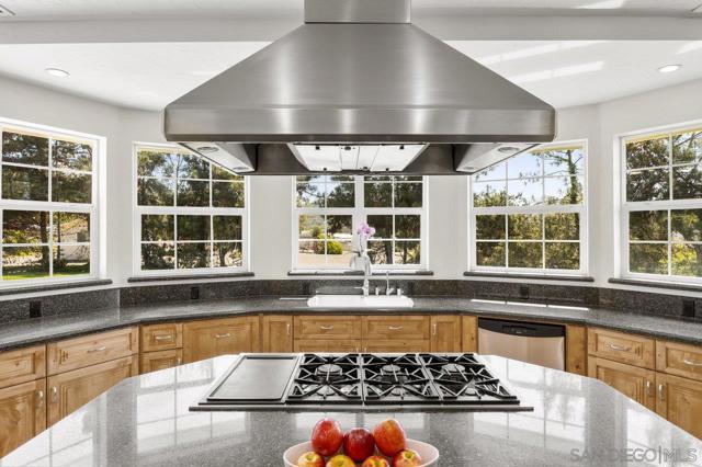 Image 14 of 75 For 3232 Twin Oaks Valley Rd