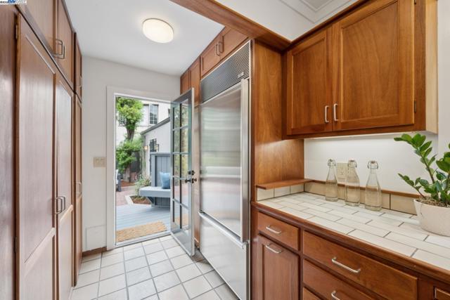 Image 19 of 51 For 1149 Amador Avenue