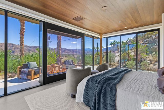 2481 Cahuilla Hills Drive, Palm Springs, CA 92264