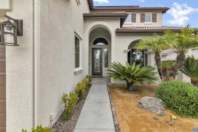Detail Gallery Image 5 of 65 For 23860 Hollingsworth Dr, Murrieta,  CA 92562 - 4 Beds | 4 Baths