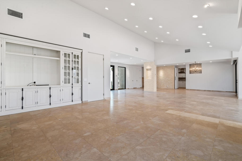 D6f64fe1 590b 4dc5 8f7d Ed2e23813e70