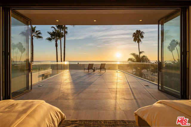 Details for 938 Palisades Beach Road, Santa Monica, CA 90403