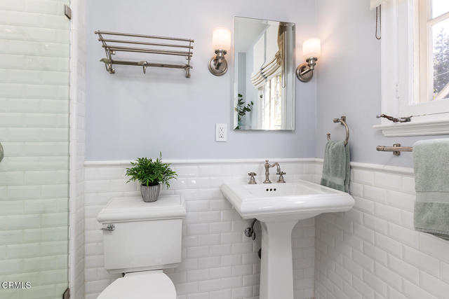 Detail Gallery Image 29 of 72 For 1230 Hillside Rd, Pasadena,  CA 91105 - 8 Beds | 6/3 Baths