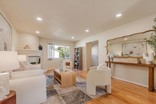 10458 Lockwood Drive, Cupertino CA: https://media.crmls.org/mediaz/d6fa2267-a739-4516-b15f-eeae0cce4de5.jpg