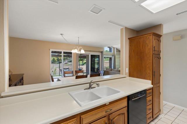 Detail Gallery Image 13 of 37 For 2035 David Dr, Escondido,  CA 92026 - 3 Beds | 2 Baths