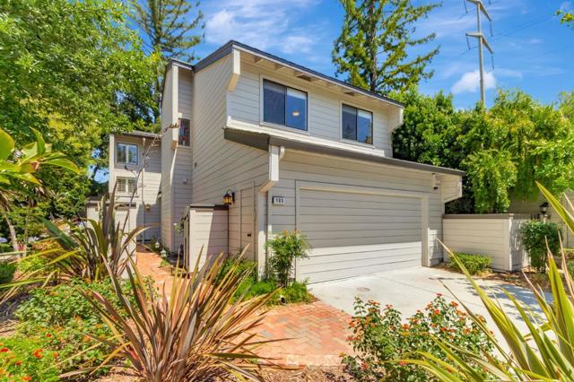105 Strathmore Place, Los Gatos CA: https://media.crmls.org/mediaz/d6fbacae-9d2a-4570-ac9d-11de7d7fdf48.jpg