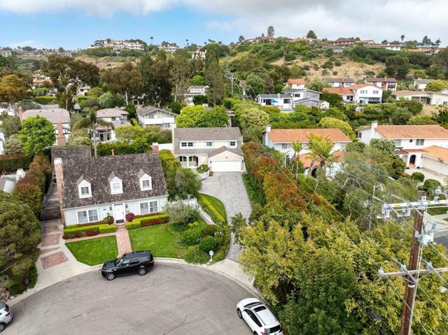 3024 Via Rivera, Palos Verdes Estates, California 90274, 3 Bedrooms Bedrooms, ,2 BathroomsBathrooms,Residential,For Sale,Via Rivera,PTP2403583