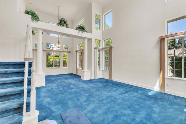 9440 Medstead Way, Elk Grove CA: https://media.crmls.org/mediaz/d6fcd117-48fe-408d-801b-c8c6720fa201.jpg