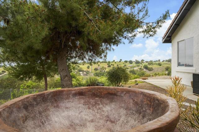 Detail Gallery Image 22 of 43 For 12502 Arboleda Vista Dr, Valley Center,  CA 92082 - 4 Beds | 2 Baths