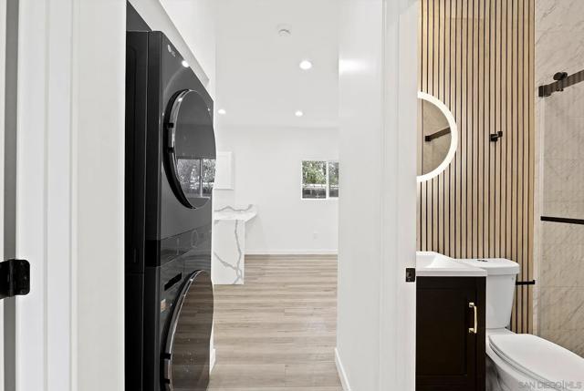 7229 Mohawk St, San Diego CA: https://media.crmls.org/mediaz/d6fcec0a-ba60-45d7-9586-bd675f756c26.jpg