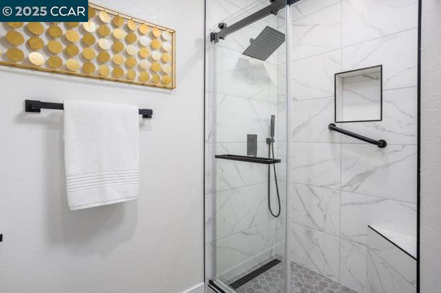 1132 Running Springs Rd, Walnut Creek CA: https://media.crmls.org/mediaz/d6fda42f-4aa3-4d34-b717-fd67cc7171a6.jpg