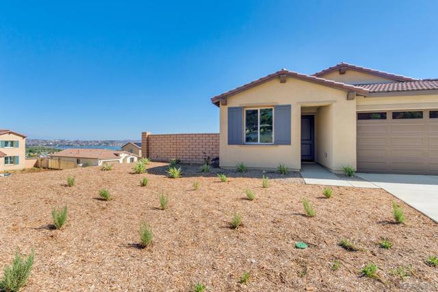 33300 Dayspring CT Lot 39, Lake Elsinore CA: https://media.crmls.org/mediaz/d6fdc0df-69ea-46de-8126-eebfc2a78df0.jpg