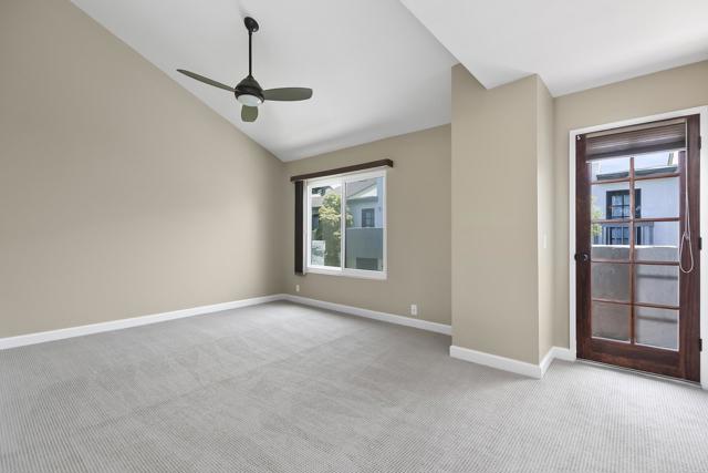 8746 Villa La Jolla Drive, La Jolla CA: https://media.crmls.org/mediaz/d6fdd21c-26cb-4f96-beef-342c6689a5a4.jpg