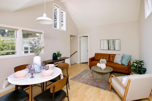 515 Chestnut Street, Santa Cruz CA: https://media.crmls.org/mediaz/d6fdd24e-4d8c-435d-921f-7c26587d4a2f.jpg