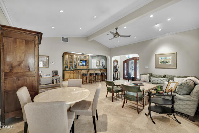 9999 Wornom Avenue, Sunland CA: https://media.crmls.org/mediaz/d6fde025-0329-4906-b12c-fcd5eb797763.jpg