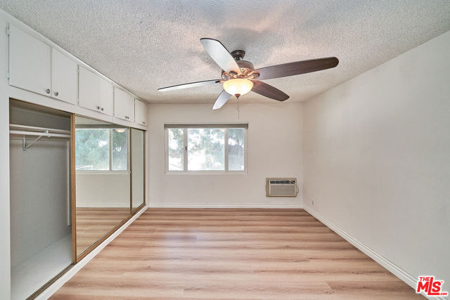 12129 Beverly Boulevard, Whittier CA: https://media.crmls.org/mediaz/d70127fa-d0d6-47a2-affe-6c0033beb624.jpg