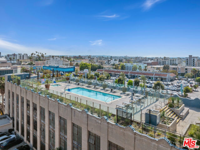 800 Western Avenue, Los Angeles CA: https://media.crmls.org/mediaz/d7021181-cba3-49b1-8385-62bbc3e8ff0e.jpg