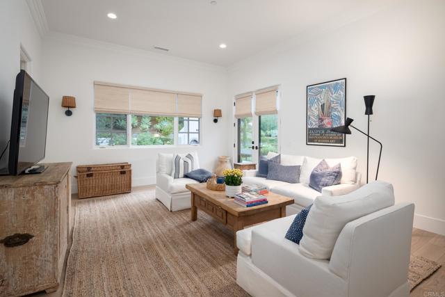 15807 Puerta Del Sol, Rancho Santa Fe CA: https://media.crmls.org/mediaz/d7029d13-0c0b-4bb2-a0e4-6be8603cd147.jpg