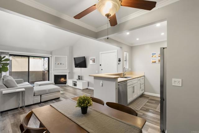 Detail Gallery Image 9 of 23 For 2920 Briarwood Rd #G11,  Bonita,  CA 91902 - 2 Beds | 1 Baths