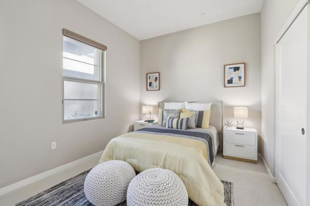 951 Arrowleaf Place, San Jose CA: https://media.crmls.org/mediaz/d704e6d6-0ef6-4b90-816e-11d7e1337546.jpg