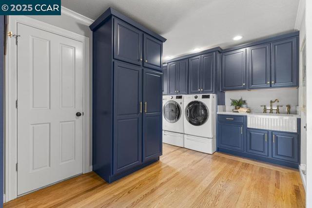 5 Kayser Ct, Walnut Creek CA: https://media.crmls.org/mediaz/d7053b4b-b2ea-41ce-84a9-108aaafd78b5.jpg