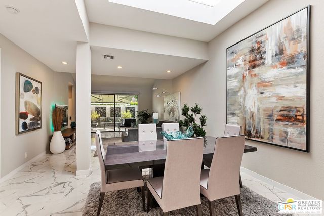 1475 E Amado Road, Palm Springs CA: https://media.crmls.org/mediaz/d705ef9e-35a4-4dae-8212-697d41830e8d.jpg