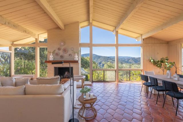 15415 Via Los Tulares, Carmel Valley CA: https://media.crmls.org/mediaz/d706895f-b9c2-4008-b766-1c4fb781eccd.jpg