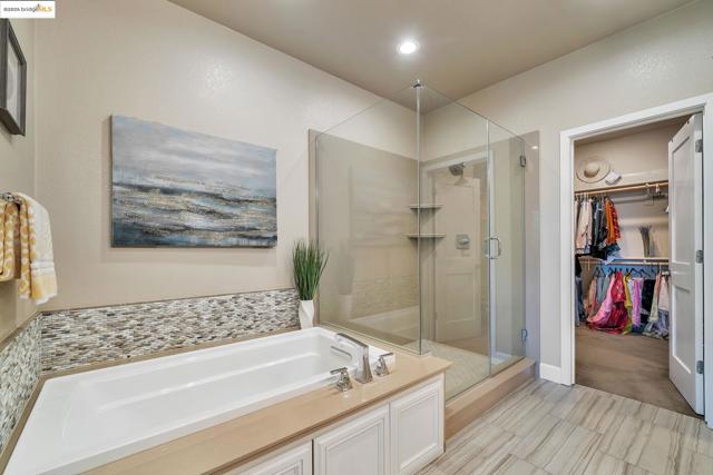 114 Teasel Cmn, Livermore CA: https://media.crmls.org/mediaz/d706b685-e196-41ff-ab6b-92ed3f6516ea.jpg