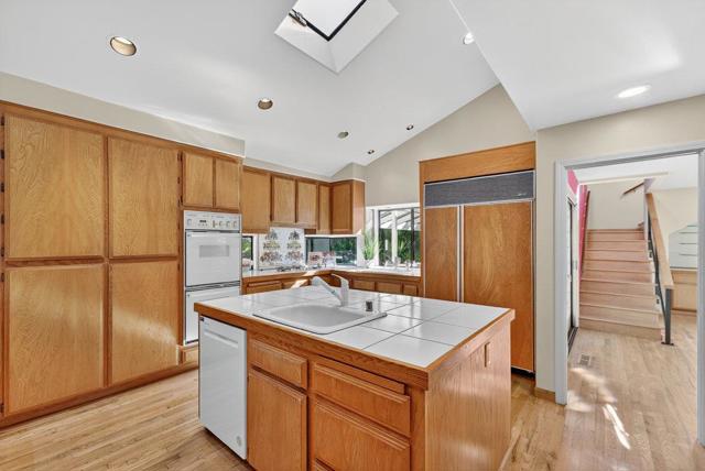 4051 Los Altos Drive, Pebble Beach CA: https://media.crmls.org/mediaz/d70781fb-84c0-4eb9-9d67-fcedea608d7d.jpg