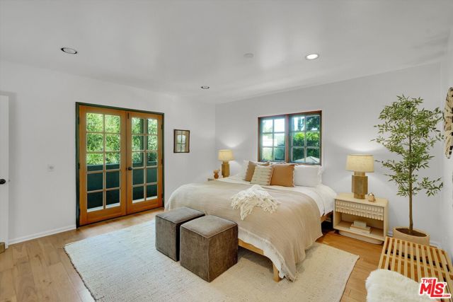 4300 Laurelgrove Avenue, Studio City CA: https://media.crmls.org/mediaz/d707dba8-f5f0-46b8-a030-eaf193a3a1b8.jpg