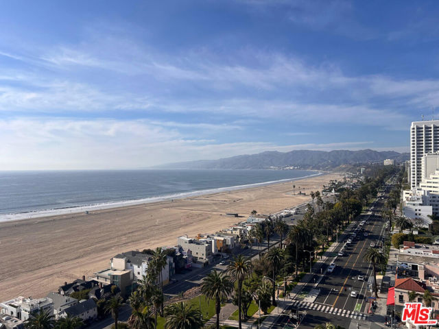 1431 Ocean Avenue, Santa Monica CA: https://media.crmls.org/mediaz/d707ef8c-edc0-4598-8704-6d8dc2e388f2.jpg