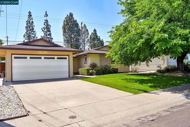 1236 Sherlock Way, Concord CA: https://media.crmls.org/mediaz/d708ce69-0b98-4e5e-9274-96b9b8961256.jpg