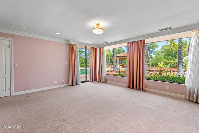 11 Inverness Road, Thousand Oaks CA: https://media.crmls.org/mediaz/d70904a7-b8c5-4f59-9482-60028f5d7ed7.jpg