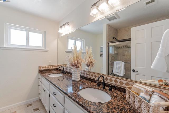483 Becado Place, Fremont CA: https://media.crmls.org/mediaz/d70910d6-a1c0-4057-b55b-8ed2fb18720e.jpg