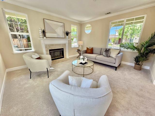 752 Barleta Ln, Livermore CA: https://media.crmls.org/mediaz/d70a1be1-1f85-4f59-8074-bf7dfdfcda1b.jpg