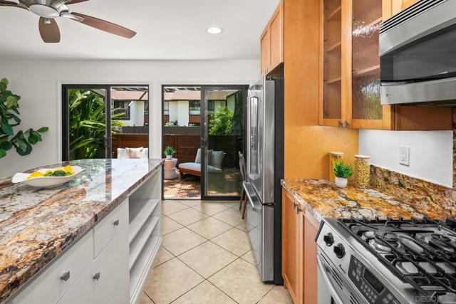 Image 3 of 47 For 2464 Caminito Ocean Cove