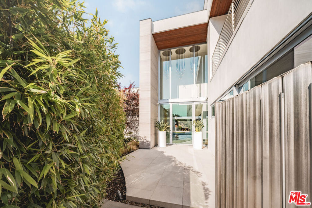 MLS #25575239 img 40