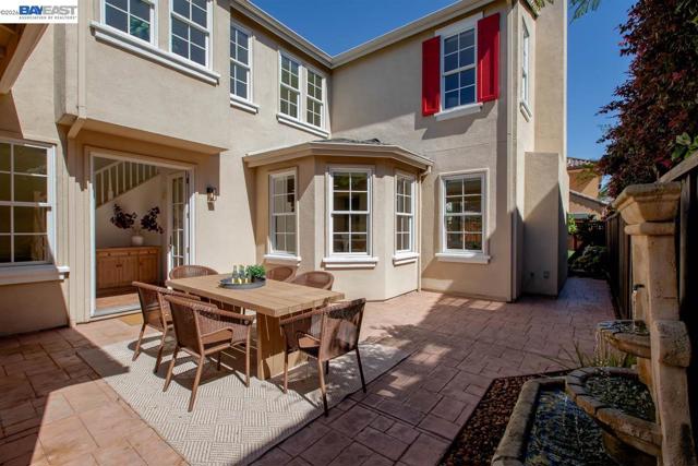 Image 29 of 60 For 2358 Coral Sea St