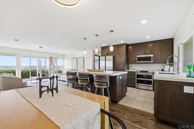 Detail Gallery Image 11 of 32 For 3902 Vista Campana #12,  Oceanside,  CA 92057 - 2 Beds | 2 Baths