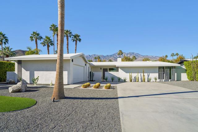 2463 S Broadmoor Drive, Palm Springs CA: https://media.crmls.org/mediaz/d70e3203-f16f-478b-bd38-69f3c5df8d61.jpg