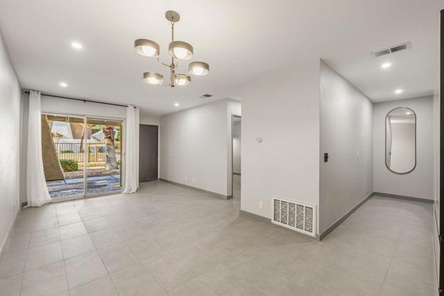 2857 N Los Felices Road #115, Palm Springs, CA 92262