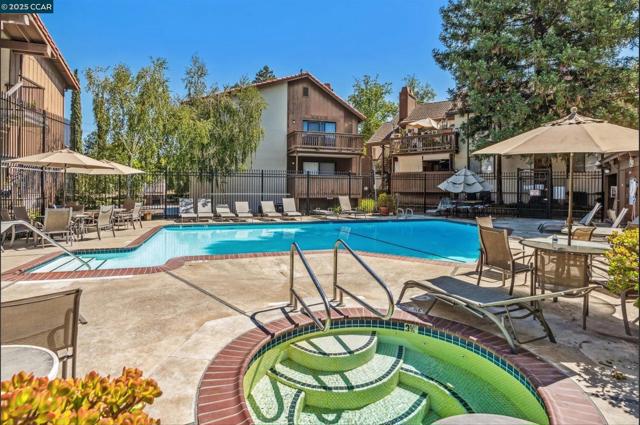 2033 Sierra Rd, Concord CA: https://media.crmls.org/mediaz/d70e764f-e1ce-4a0a-a5f7-3456a5b8a3ba.jpg