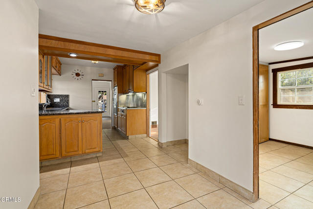 259 Acacia Street, Altadena CA: https://media.crmls.org/mediaz/d70f4efd-a4be-42bb-a11a-535b5f5f5f27.jpg