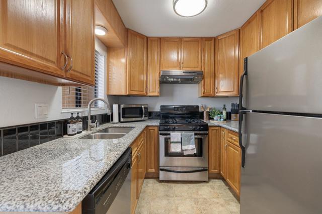40785 Breezy Pass Road, Palm Desert CA: https://media.crmls.org/mediaz/d70f8c63-db06-475e-bfd6-1e56d5ac8965.jpg