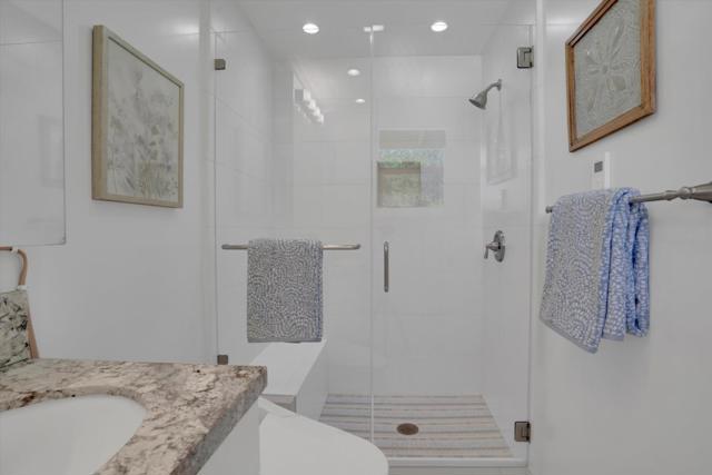 1583 Mitchell Way, Redwood City CA: https://media.crmls.org/mediaz/d70ff070-0502-470e-946c-de614813d5ab.jpg