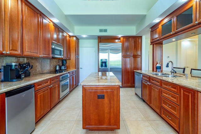 628 Hospitality Drive, Rancho Mirage CA: https://media.crmls.org/mediaz/d710a142-a7c7-48ef-ac84-5ec0e4417e71.jpg