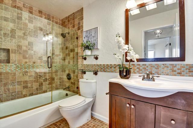 395 Imperial Way, Daly City CA: https://media.crmls.org/mediaz/d710d882-21c4-48a0-a678-00b0d2718bcb.jpg