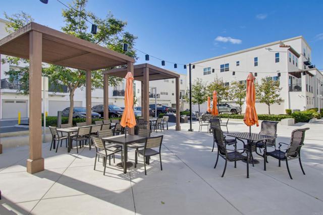 Detail Gallery Image 46 of 64 For 1455 Banahaw Way #6,  Chula Vista,  CA 91915 - 3 Beds | 2/1 Baths