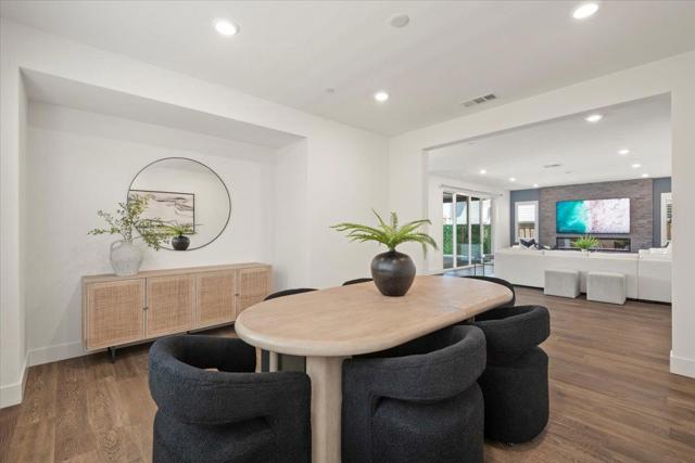 7171 Spumante Court, Gilroy CA: https://media.crmls.org/mediaz/d712c2f7-81dd-443c-86ef-d3772bcc7126.jpg