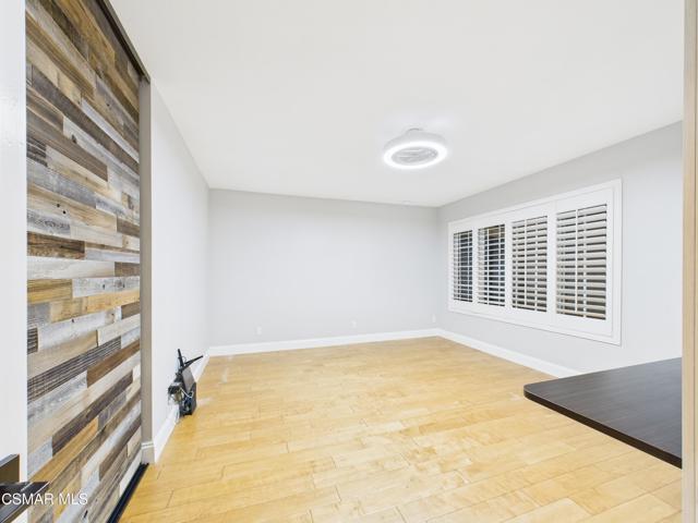 29650 Kimberly Drive, Agoura Hills CA: https://media.crmls.org/mediaz/d7135d92-23f7-4da5-b917-75324b084039.jpg